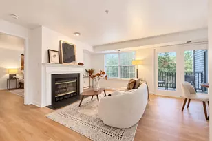 4104 Monument Ct, Fairfax, VA 22033 - Photo 6