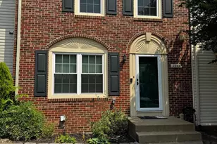 7344 Rhondda Dr, Lorton, VA 22079 - Photo 2