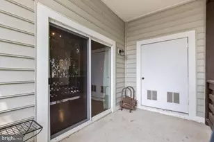 10131 Oakton Terrace Rd, Oakton, VA 22124 - Photo 38