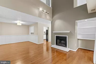 10131 Oakton Terrace Road, Oakton, VA 22124 - Photo 2