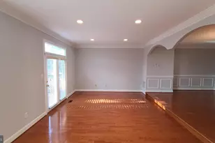 8172 Madrillon Ct, Vienna, VA 22182 - Photo 10