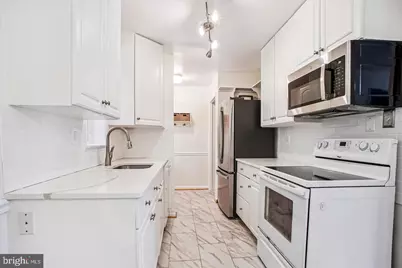 7116 Wayne Drive, Annandale, VA 22003 - Photo 4
