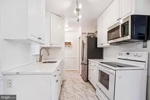 7116 Wayne Dr, Annandale, VA 22003 - Photo 4