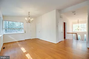 2505 Leeds Rd, Oakton, VA 22124 - Photo 10