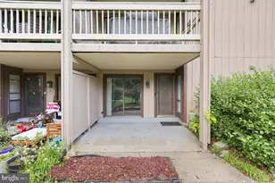 5803 Royal Ridge Dr, Springfield, VA 22152 - Photo 4