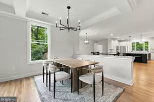 9945 Woodrow St, Vienna, VA 22181 - Photo 18