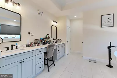 [Address not provided], Alexandria, VA 22306 - Photo 32