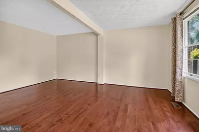 7988 Tyson Oaks Circle, Vienna, VA 22182 - Photo 4