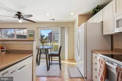 12044 Trumbull Way, Reston, VA 20190 - Photo 28