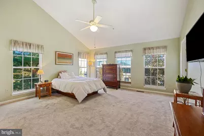 12044 Trumbull Way, Reston, VA 20190 - Photo 32