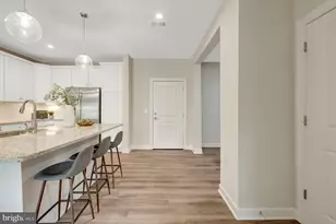3927 Fair Ridge Dr, Fairfax, VA 22033 - Photo 16