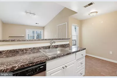 8633 Beekman Place #33D, Alexandria, VA 22309 - Photo 14