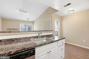 8633 Beekman Pl, Alexandria, VA 22309 - Photo 14