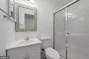 13240 Grand Jct Dr, Fairfax, VA 22033 - Photo 18