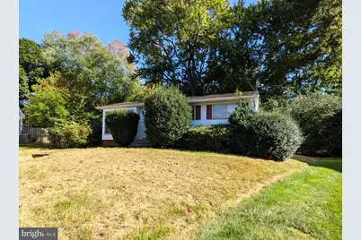 1412 Patrick Circle SW, Vienna, VA 22180 - Photo 2