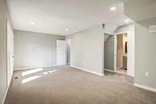5021 Americana Dr, Annandale, VA 22003 - Photo 18