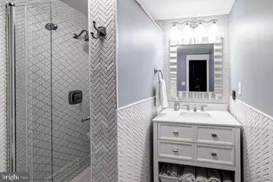7679 Green Garland Dr, Springfield, VA 22153 - Photo 30