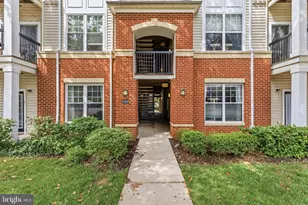 11349 Aristotle Dr, Fairfax, VA 22030 - Photo 4