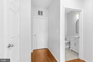11349 Aristotle Dr, Fairfax, VA 22030 - Photo 30