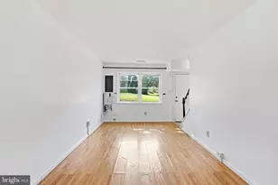 9771 Hagel Cir, Lorton, VA 22079 - Photo 6