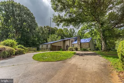 6320 Windpatterns Trail, Fairfax Station, VA 22039 - Photo 2