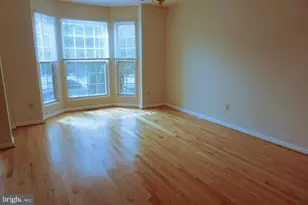 9400 Regency Crest Dr, Vienna, VA 22181 - Photo 14