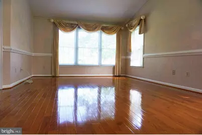 9400 Regency Crest Drive, Vienna, VA 22181 - Photo 8