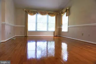 9400 Regency Crest Dr, Vienna, VA 22181 - Photo 8