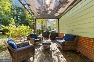 6803 Field Master Dr, Springfield, VA 22153 - Photo 34