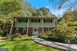 6803 Field Master Dr, Springfield, VA 22153 - Photo 2