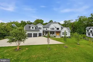 5532 Summit St, Centreville, VA 20120 - Photo 4