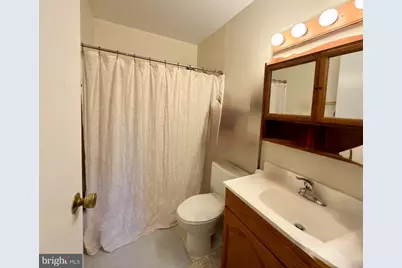 8535 Hilltop Road, Vienna, VA 22180 - Photo 12