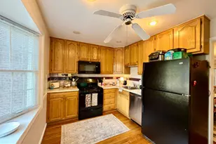 8535 Hilltop Rd, Vienna, VA 22180 - Photo 8