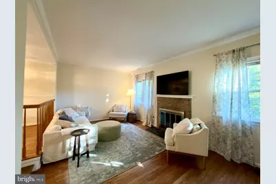 8535 Hilltop Road, Vienna, VA 22180 - Photo 4