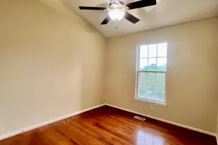 14063 Winding Ridge Ln, Centreville, VA 20121 - Photo 18