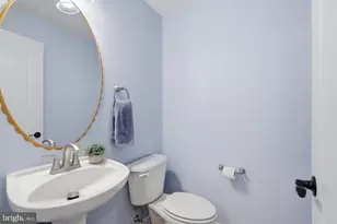 13002 Park Crescent Cir, Herndon, VA 20171 - Photo 10