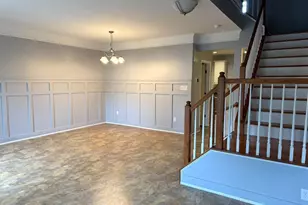 13002 Park Crescent Cir, Herndon, VA 20171 - Photo 8
