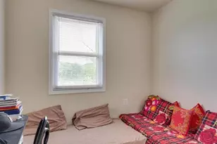 9902 Lakepointe Dr, Burke, VA 22015 - Photo 16