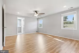 4111 Meadow Hill Ln, Fairfax, VA 22033 - Photo 22