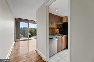 11400 Washington Plaza W, Reston, VA 20190 - Photo 8