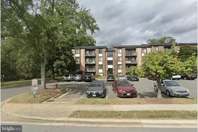9733 Kings Crown Court #201, Fairfax, VA 22031 - Photo 1