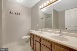 2219 Cedar Mill Ct, Vienna, VA 22182 - Photo 28