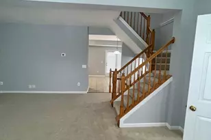 6309 Meadow Glade Ln, Centreville, VA 20121 - Photo 4