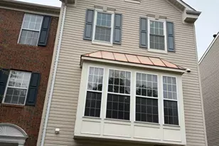13672 St Johns Wood Pl, Herndon, VA 20171 - Photo 2