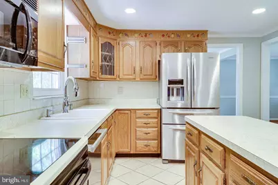 10507 Cavalcade Street, Great Falls, VA 22066 - Photo 8