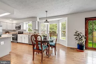 1425 Cellar Creek Way, Herndon, VA 20170 - Photo 14