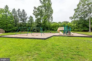 6631 Wakefield Dr, Alexandria, VA 22307 - Photo 24