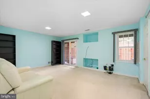 2048 Pieris Ct, Vienna, VA 22182 - Photo 26