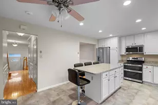2048 Pieris Ct, Vienna, VA 22182 - Photo 12