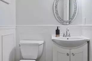 6401 Old Scotts Ct, Springfield, VA 22152 - Photo 16